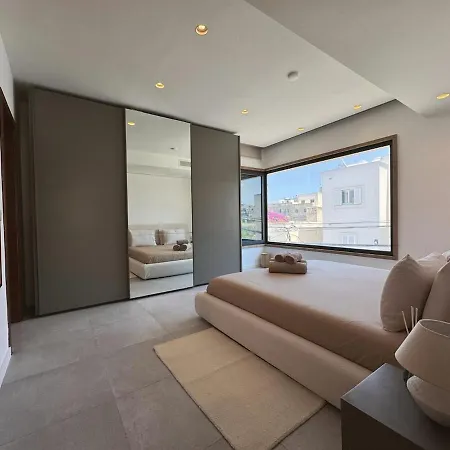 Sky Penthouse, Private Pool & Lights * San Ġiljan