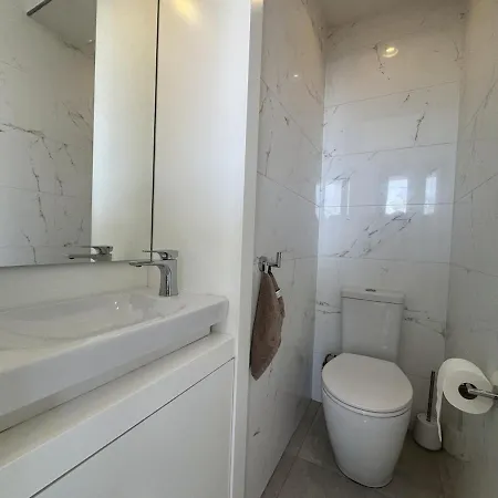 Sky Penthouse, Private Pool & Lights St. Julian's