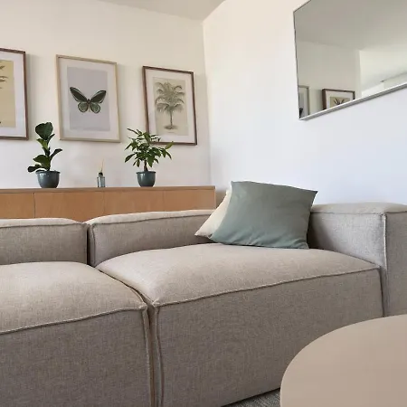 Sky Penthouse, Private Pool & Lights Appartement *