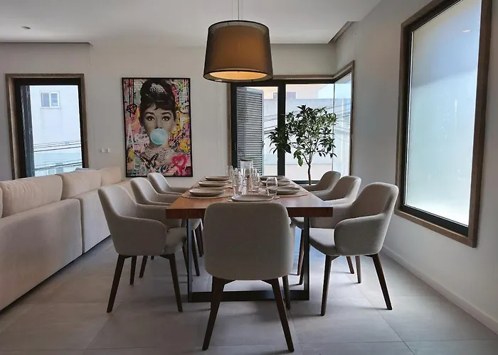 דירה Sky Penthouse, Private Pool & Lights *