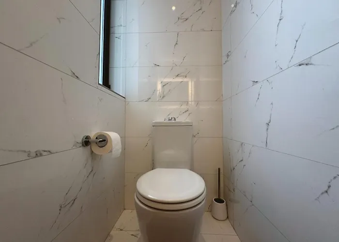 Διαμέρισμα Sky Penthouse, Private Pool & Lights