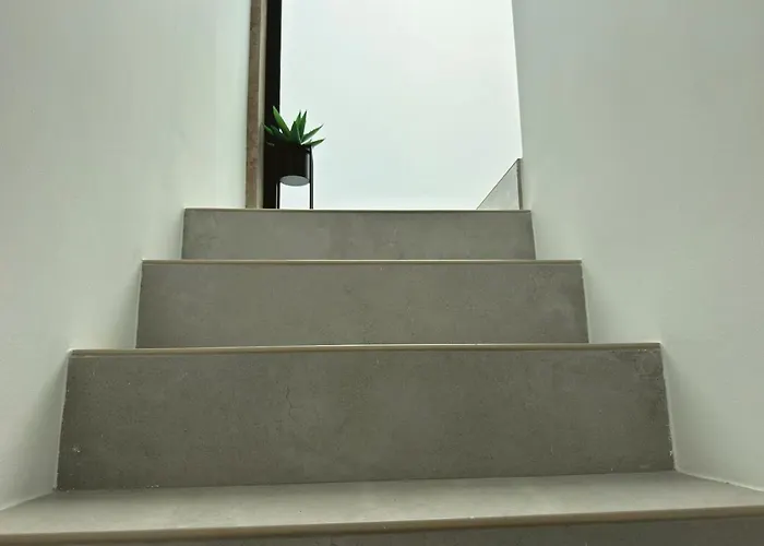 Sky Penthouse, Private Pool & Lights דירה *