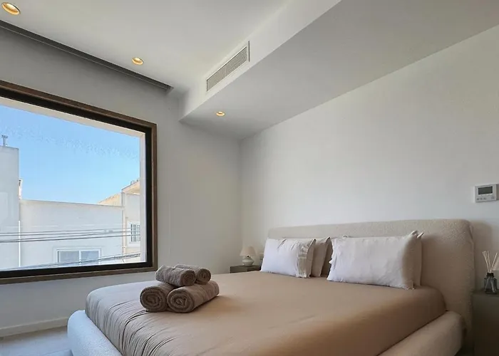 Sky Penthouse, Private Pool & Lights דירה Saint Julian's