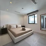 アパート Mil By Homega, Sky Penthouse With Private Pool
