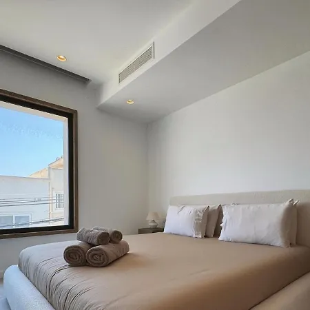 Mil By Homega, Sky Penthouse With Private Pool アパート Saint Julian's