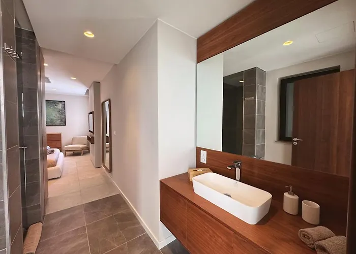 Sky Penthouse, Private Pool & Lights * San Ġiljan